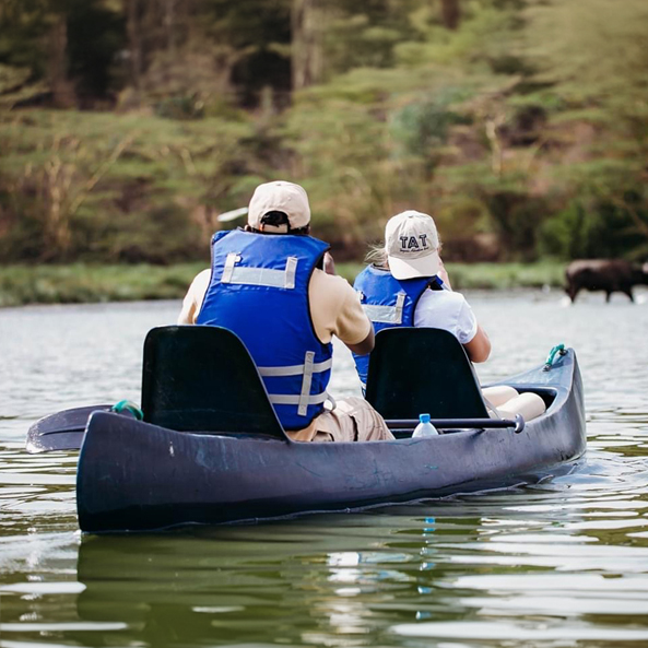 Lake-Manyara-Canoe_img